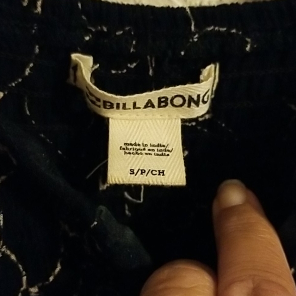 Billabong Floral Peasant Dress - Picture 3 of 4